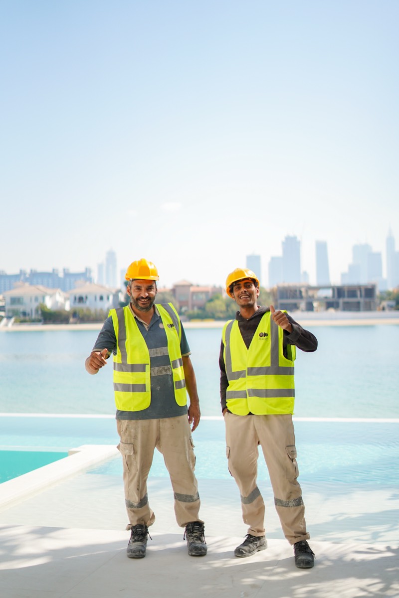 KEA team at poolside